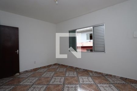 Quarto 1 de casa para alugar com 2 quartos, 63m² em Vila Bancaria, São Paulo