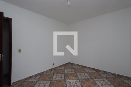 Quarto 2 de casa para alugar com 2 quartos, 63m² em Vila Bancaria, São Paulo