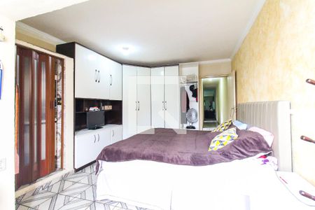 Suíte de casa à venda com 7 quartos, 300m² em Jardim Nossa Senhora do Carmo, São Paulo