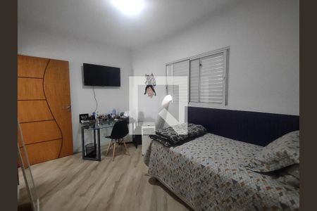 Quarto 2 de casa para alugar com 3 quartos, 297m² em Vila Comercial, São Paulo