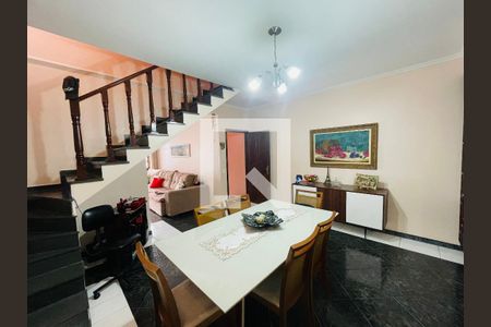Cozinha de casa para alugar com 3 quartos, 230m² em Jardim Gracinda, Guarulhos