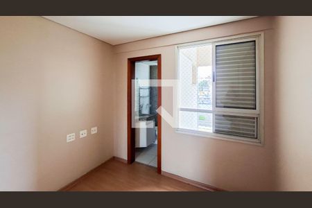 Quarto de apartamento à venda com 3 quartos, 73m² em Floresta, Belo Horizonte