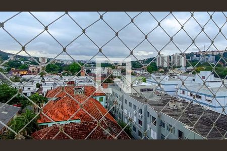 Vista Quarto 1 de apartamento para alugar com 2 quartos, 99m² em Teresópolis, Porto Alegre