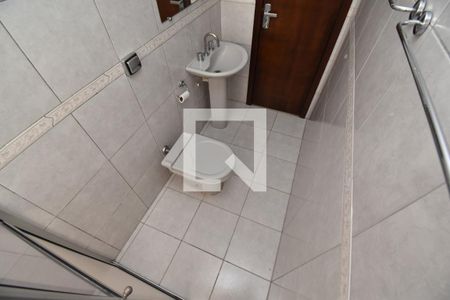 Banheiro da Suíte de apartamento para alugar com 4 quartos, 168m² em Centro, Curitiba