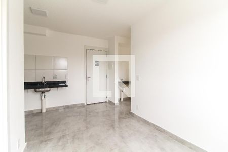 Sala/Cozinha de apartamento para alugar com 2 quartos, 35m² em Vila Norma, São Paulo