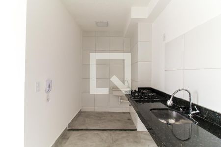 Sala/Cozinha de apartamento para alugar com 2 quartos, 35m² em Vila Norma, São Paulo