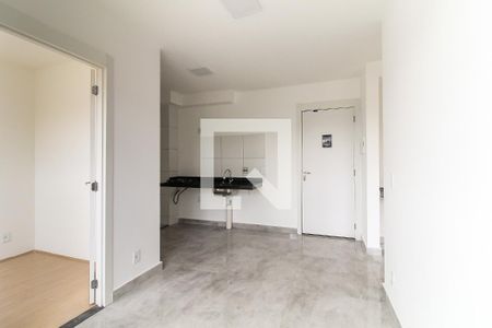Sala/Cozinha de apartamento para alugar com 2 quartos, 35m² em Vila Norma, São Paulo