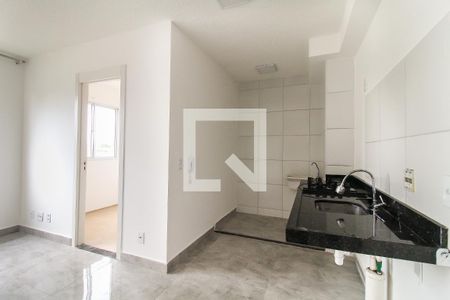 Sala/Cozinha de apartamento para alugar com 2 quartos, 35m² em Vila Norma, São Paulo