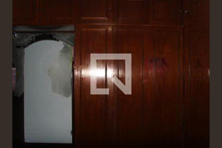 Casa à venda com 4 quartos, 400m² em Vila Baruel, São Paulo