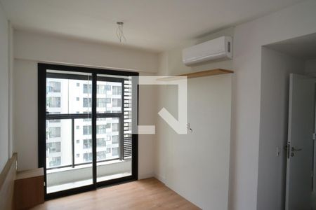 Suíte de apartamento para alugar com 2 quartos, 74m² em Barra da Tijuca, Rio de Janeiro