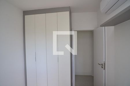 Quarto de apartamento para alugar com 2 quartos, 74m² em Barra da Tijuca, Rio de Janeiro