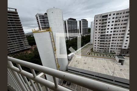 Varanda de apartamento para alugar com 3 quartos, 57m² em Barra Olímpica, Rio de Janeiro