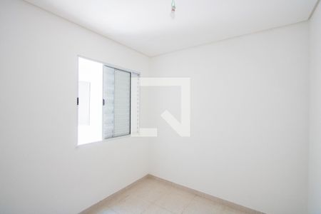 Quarto 2 de apartamento para alugar com 2 quartos, 57m² em Vila Lutécia, Santo André