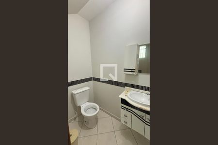 Lavabo de casa para alugar com 4 quartos, 106m² em Jardim, Santo André