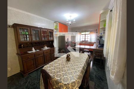 Casa à venda com 3 quartos, 240m² em Cidade Patriarca, São Paulo