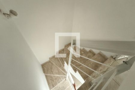 Escada - Quartos de apartamento à venda com 2 quartos, 70m² em Cambuí, Campinas