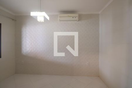 Quarto de casa de condomínio à venda com 3 quartos, 173m² em Mato Grande, Canoas