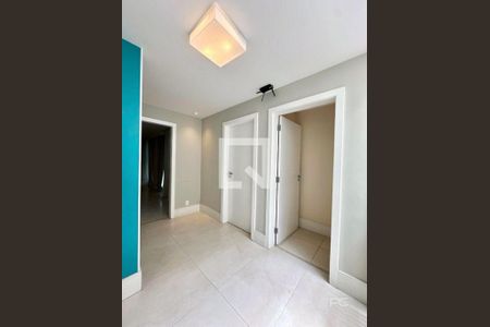 Casa à venda com 6 quartos, 344m² em Charitas, Niterói