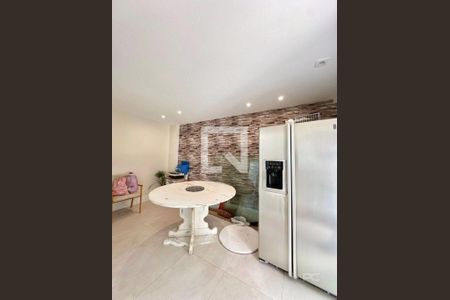 Casa à venda com 6 quartos, 344m² em Charitas, Niterói