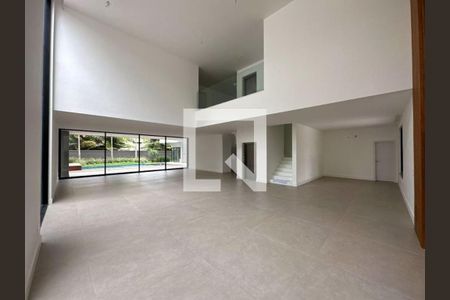 Casa à venda com 5 quartos, 860m² em Barra da Tijuca, Rio de Janeiro