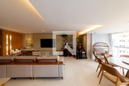 Sala de apartamento à venda com 4 quartos, 204m² em Lourdes, Belo Horizonte