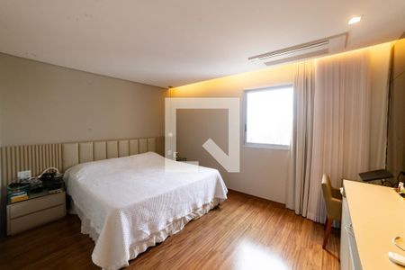 Suíte 1 de apartamento à venda com 4 quartos, 204m² em Lourdes, Belo Horizonte
