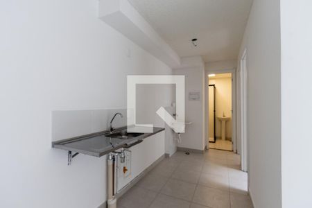 Sala/Cozinha de apartamento para alugar com 2 quartos, 34m² em Parque Industrial Tomas Edson, São Paulo