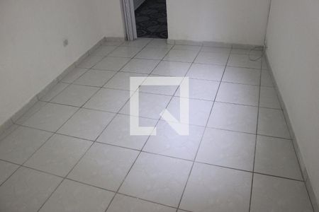 Quarto de casa para alugar com 1 quarto, 80m² em Parque Uirapuru, Guarulhos
