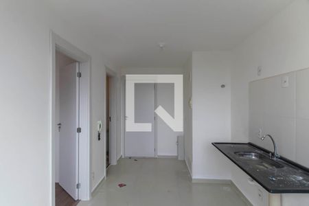 Sala/Cozinha de apartamento para alugar com 1 quarto, 25m² em Vila Prudente, São Paulo