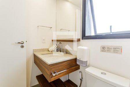 Banheiro de kitnet/studio à venda com 1 quarto, 30m² em Moema, São Paulo
