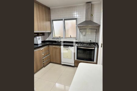 Cozinha de casa de condomínio à venda com 3 quartos, 187m² em Tamboré, Santana de Parnaíba