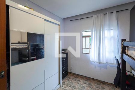 Casa 1 - Quarto 2 de casa à venda com 5 quartos, 430m² em Jaqueline, Belo Horizonte