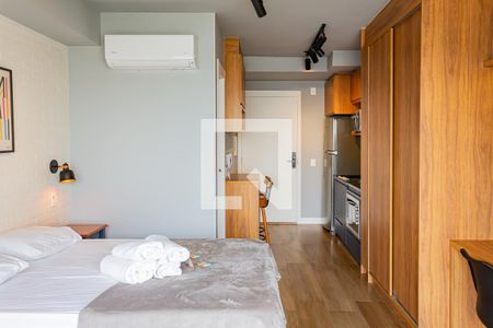 Sala/Quarto de kitnet/studio para alugar com 1 quarto, 29m² em Pompeia, São Paulo