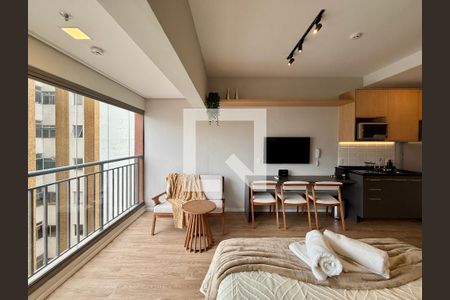 Quarto de kitnet/studio para alugar com 0 quarto, 30m² em Santo Amaro, São Paulo