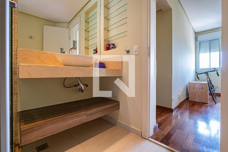 Suíte - Banheiro de apartamento para alugar com 2 quartos, 75m² em Vila Romana, São Paulo