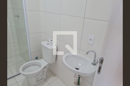 Banheiro de apartamento para alugar com 2 quartos, 35m² em Jardim Peri Peri, São Paulo