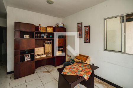 Casa para alugar com 2 quartos, 58m² em Serrano, Belo Horizonte