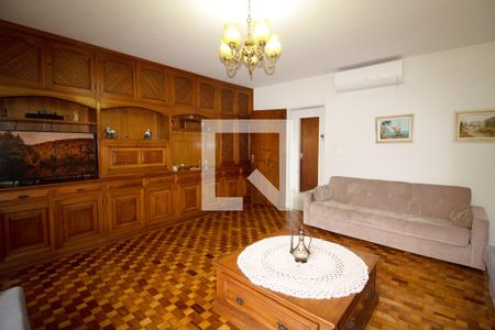 Casa à venda com 5 quartos, 200m² em Vila Madalena, São Paulo