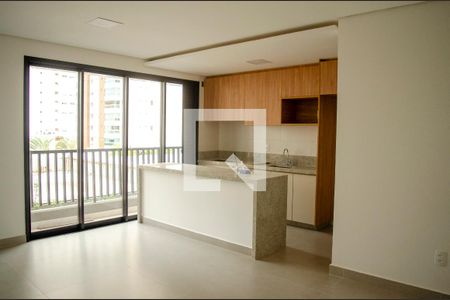 Sala/Cozinha de apartamento para alugar com 2 quartos, 97m² em Setor Bueno, Goiânia