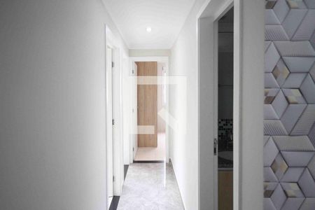 Corredor de apartamento para alugar com 3 quartos, 60m² em Jardim Angela (zona Leste), São Paulo