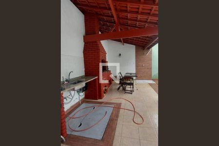 Casa à venda com 3 quartos, 272m² em Jardim Penha, São Paulo