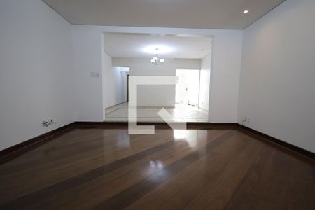 Sala 2 de casa à venda com 3 quartos, 250m² em Campestre, Santo André