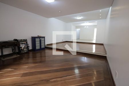 Sala de casa à venda com 3 quartos, 250m² em Campestre, Santo André
