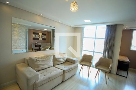 Sala de apartamento para alugar com 2 quartos, 60m² em Jardim Sabara, São Paulo