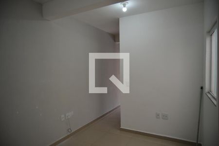 Sala de apartamento à venda com 2 quartos, 56m² em Vila Curuçá, Santo André