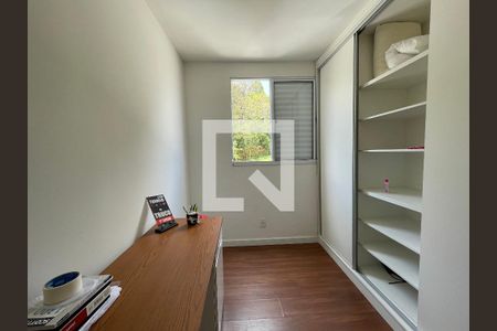 Quarto 2 de apartamento para alugar com 2 quartos, 50m² em Lajeado, Cotia