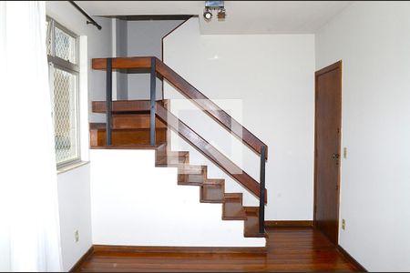 Sala de apartamento à venda com 3 quartos, 200m² em Silveira, Belo Horizonte