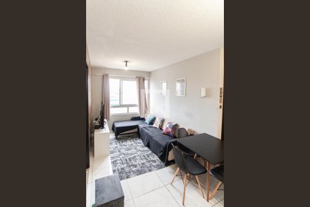 Sala e Cozinha de apartamento para alugar com 2 quartos, 41m² em Vila Sabrina, São Paulo