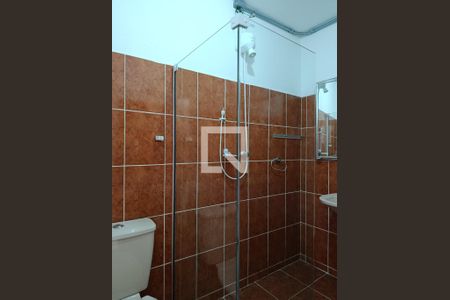 Banheiro de apartamento para alugar com 1 quarto, 55m² em Pinheiros, São Paulo