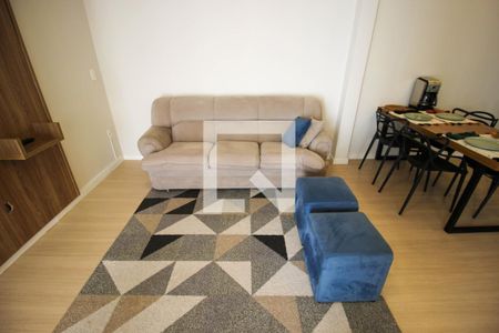 Sala de casa para alugar com 2 quartos, 75m² em Vila Leao, Sorocaba